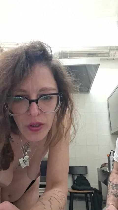 AlbaFox from Cam4 - Mar 7, 2026 22:07 - 120 min