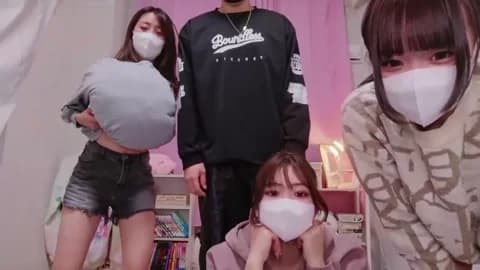 Mia--meow from Stripchat - Jan 12, 2026 13:32 - 78 min