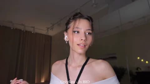 falinecrosthwaite from Chaturbate - Feb 21, 2026 04:02 - 76 min