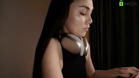 hollyextra from Chaturbate - Jan 19, 2026 19:26 - 120 min