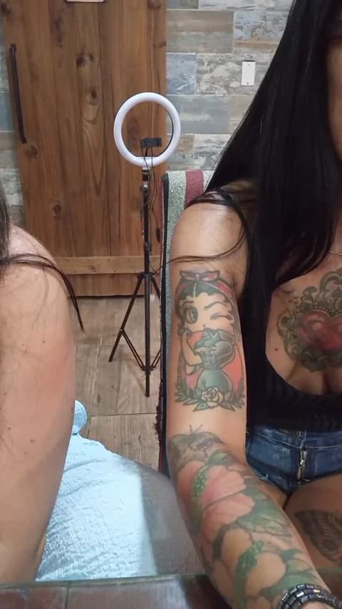 hotcurvi1 from Cam4 - Jan 15, 2026 03:07 - 89 min