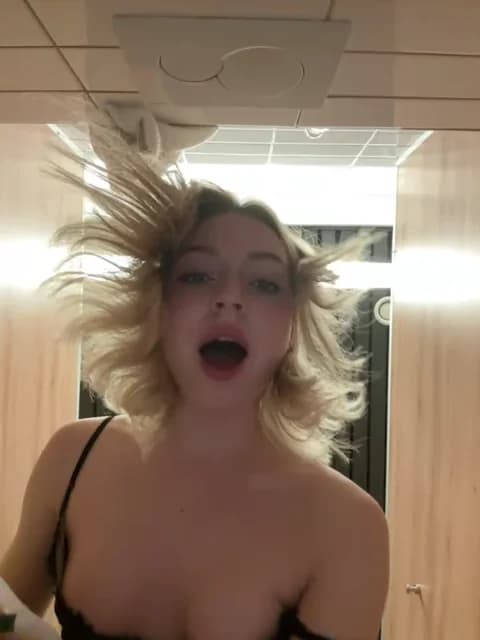 melissa_grr from Stripchat - Jan 19, 2026 17:40 - 50 min