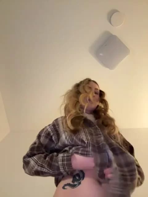 soffy-and-boss from BongaCams - Feb 21, 2026 22:17 - 94 min