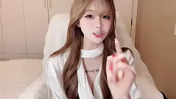 xiaoyugan-99 Stripchat Model - Cam Recordings